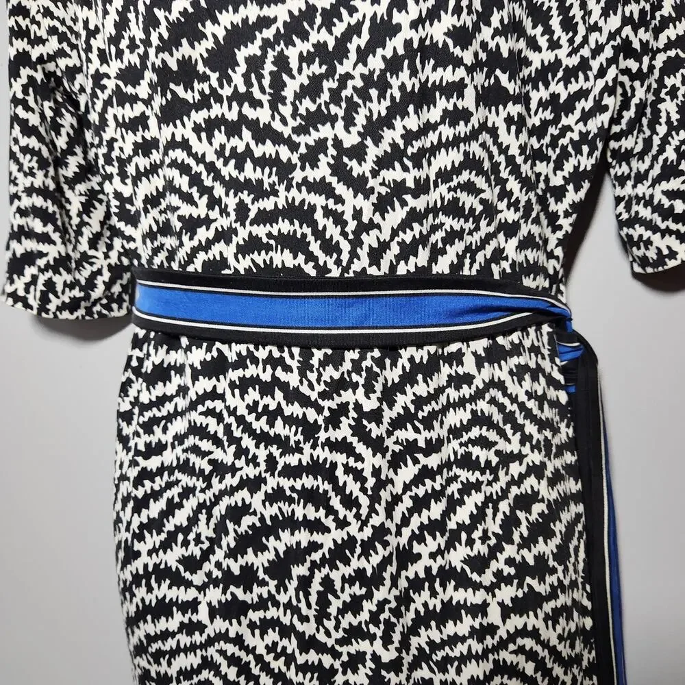 Tory Burch size medium